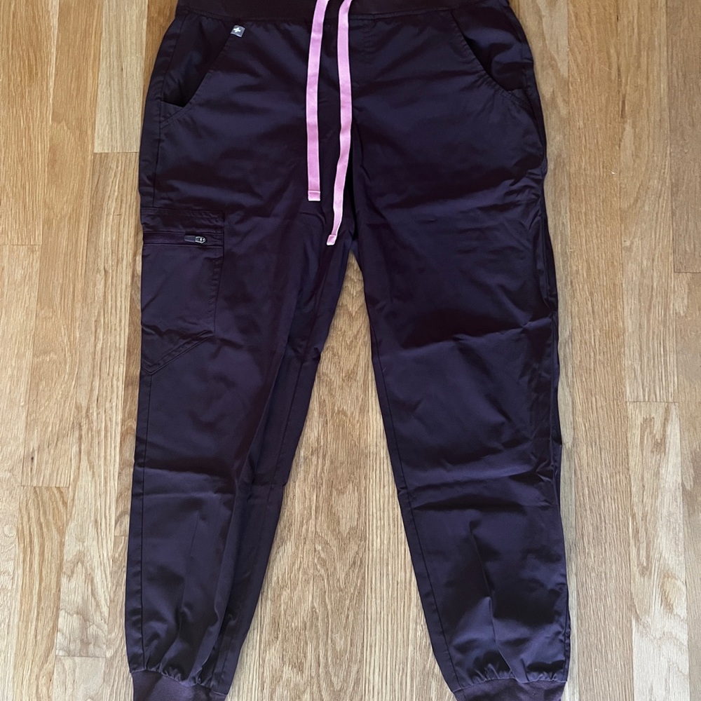 FIGS Zamora Petite Jogger